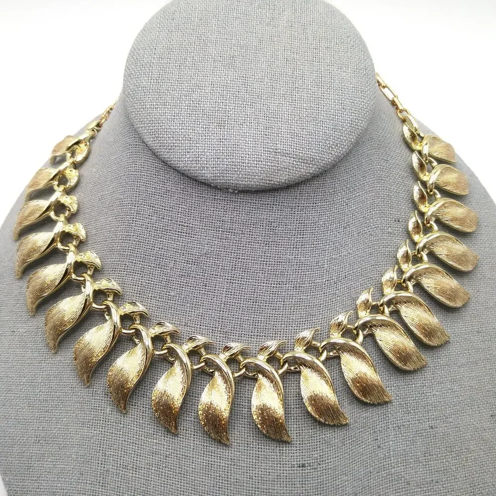 Pakula Gold Plated Necklace, Mid-century Modern, 1960s Vintage Jewelry